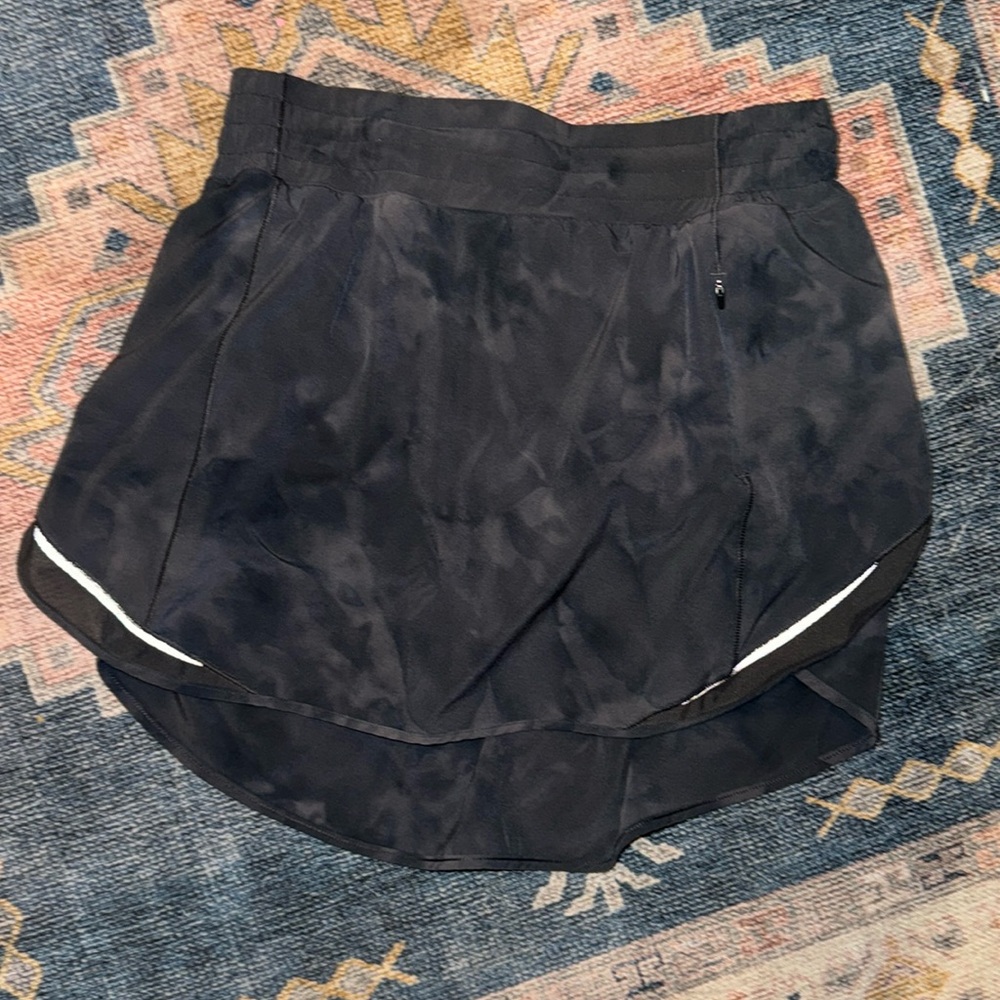 Lululemon hotty hot high-rise skirt